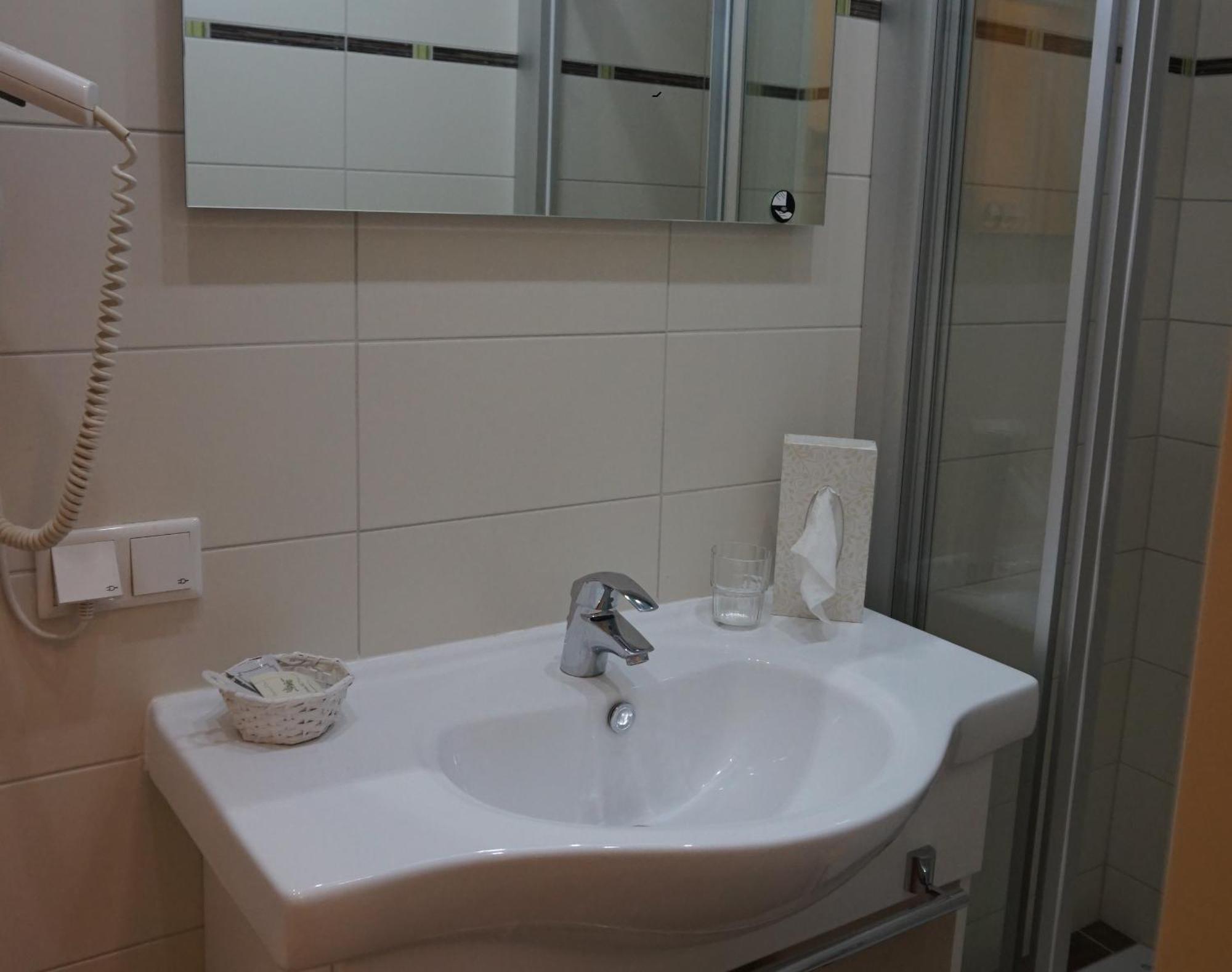 Landhotel Pacher Obervellach Phòng bức ảnh